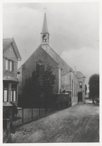 0362-1062 Oude R.K.-kerk met pastorie aangebouwd