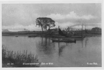 0362-1261 Passerende boten over de Benedenrijn met pont op achtergrond aan Wielse zijde
