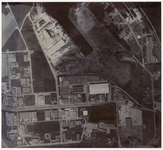 610 Een luchtfoto van het industrieterrein Kellen in Tiel. Het betreft het gebied tussen het Amsterdam-Rijnkanaal, de ...