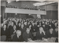 M 11616 De officiële opening van het gymnasiumgebouw aan het Sint-Walburg op 31 oktober 1936. In het spaarbankgebouw ...