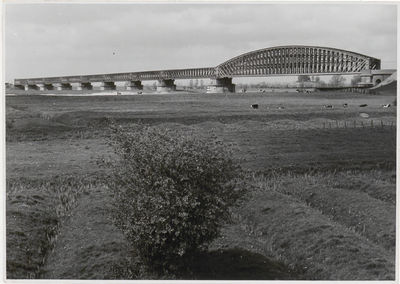 M 11961 De spoorbrug van Culemborg