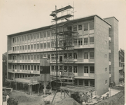 M 649 Het St.- Andreasziekenhuis, gelegen aan de St. Walburgbuitensingel, is in aanbouw
