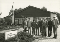 M 710 De opening van het nieuwe kantoor van de woningcorporatie de Stichting Volkshuisvesting Tiel, gelegen aan de ...