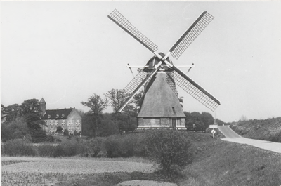 M 8181 Molen bij Waardenburg