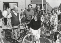 0690-6678 start fietsvierdaagse bij het dorpshuis. “De Avezaathen”