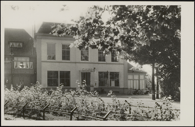 853 Hoofdkantoor van Gispen in het voormalige Hotel 'het Wapen van Gelderland'.