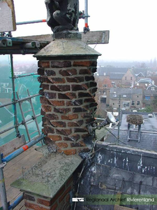 141 Detailopname van het stadhuis op de Markt in Culemborg. Het pand is in 1534 gebouwd. Dat gebeurde in opdracht van ...