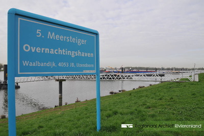604 Overnachtingshaven in IJzendoorn. Foto gebruikt voor het lespakket Water/Land. Hierin wordt aandacht besteed aan de ...