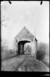 5 Oude poort Crayenstein, Mr. Belonje