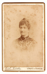 915SAB001103609 Portret Jeanette Anne Pieternella Adriana Brouwers (1852-1931)