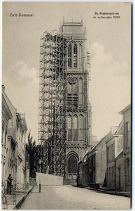 22-10001 Zicht richting toren Sint Maartenskerk tijdens restauratie