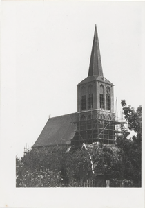 0362-234 N.H.-kerk in de steigers