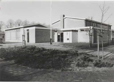 0362-266 Verenigingsgebouw ´De Hoekenburg´ te Rijswijk + gymzaal