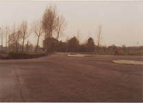 0362-328 Recente asfalteringslaag vastgelegd, foto richting Rijnstraat