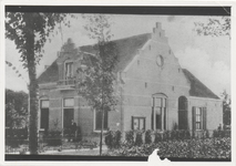 0362-502 Recent opgeleverde gemeentehuis (1900)