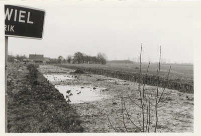 0362-971 Geul is gegraven voor toekomstige Veerweg vanaf kruising met Rijnstraat, burgemeester Verbrughweg richting te ...