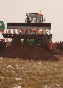 Lie 41 10 december 1980 vond de officiële opening plaats van de Rondweg om Kesteren weg S 103 van het Provinciaal ...