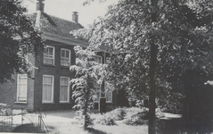 Lie 488 Pastorie van de N.H.-kerk voor het bombardement van april 1945