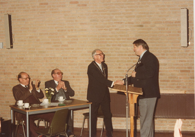 Lie 49 10 december 1980 vond de officiële opening plaats van de Rondweg om Kesteren weg S 103 van het Provinciaal ...