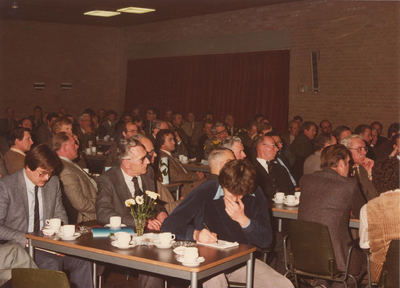 Lie 51 10 december 1980 vond de officiële opening plaats van de Rondweg om Kesteren weg S 103 van het Provinciaal ...