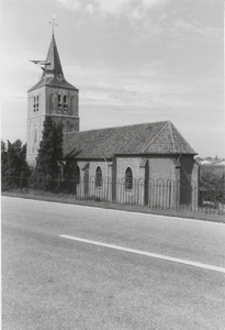 0369-164 Nederlands Hervormde Kerk Hien te Dodewaard (hekwerk is inmiddels verwijderd!)