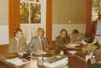0369-205 Wethouder v/d Made, C. de Jong, J. Spies en G. Jansen