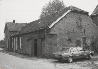 0369-55 Jaren was in dit pand meelhandel Kraaikamp gevestigd. Nadat de meelhandel werd gestopt heeft firma Torenvliet ...