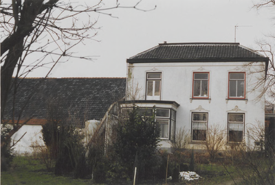 0369-96 Woning 't Zand gelegen aan de Kerkstraat 69 te Dodewaard. Opname januari 1993 (gemeentelijk monument). Betreft ...