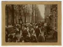 2163 Foto van de optocht van de Studenten Carnavals Vereeniging te Delft, met Otto Christiaan Adriaan van Lidth de ...