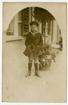 2472 Portretfoto van jongen in matrozenpakje mogelijk Willem Albert van Lidth de Jeude