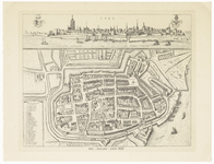 347 Een plattegrond van Tiel met boven een stadsprofiel vanaf de Waalzijde, daarin getekend de wapens van Gelre en van ...