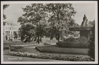 K 5.5 Links hotel Telkamp, rechts de fontein van het plantsoen Kalverbos.