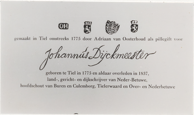M 10136 Tekst: Pillegift voor Johannes Dijckmeester door Adriaan van Oosterhoud. Johannes Dijckmeester, geboren te Tiel ...