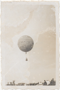 M 10342 Luchtballon boven Tiel