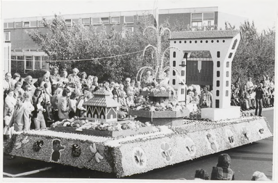 M 10437 Corsowagen op Teisterbantlaan