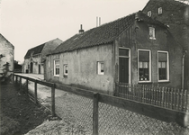 M 1150 Woningen naast slagerij Neerbosch aan de Kijkuit. Voormalige boerderij en woning van Schiltmans