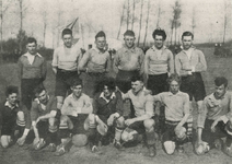 M 1158 Een voetbalelftal, vermoedelijk T.E.C. in de jaren dertig