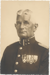 M 11587 Dr. D.J.A. van Reekum als generaal majoor van de geneeskundige dienst van de landmacht. Hij heeft in 1896 ...