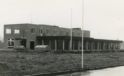 M 116 Bureau Krediet Registratie werd nagenoeg voltooid op 28 augustus 1971 aan de Dodewaardlaan te Tiel
