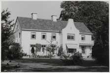 M 11893 Een landhuis ergens in de Betuwe, mogelijk Neder-Betuwe