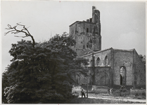M 11965 De Sint-Maartenstoren na de verwoesting door de Tweede Wereldoorlog