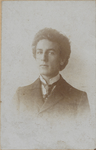 M 11994 Een portretfoto van A.P.F. Keller, geboren in Tiel in 1884