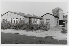 M 12078 Gebouw van de vroegere LTS of Ambachtsschool aan de Prinses Beatrixlaan, hier werd tot de afbraak individueel ...
