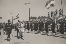 M 12114 In aanwezigheid van H.M. Koningin Juliana, Z.K.H. Prins Bernard, de prinsessen Marijke en Irene en talrijke ...