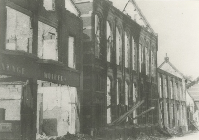 M 1479 Ruïnefoto van het postkantoor in de Sint-Agnietenstraat verwoest in de Tweede Wereldoorlog