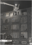 M 2660 In een woning op de derde etage van een flat aan de Diederik Vijghstraat is brand uitgebroken. Via het ...