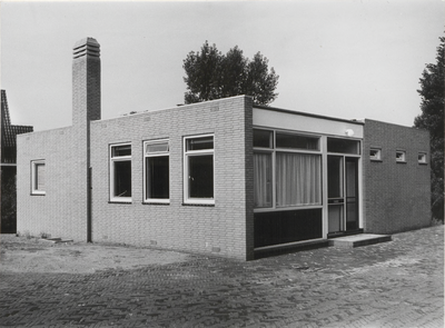 M 4350 Laboratorium en administratiegebouw van het Gemeentelijk Slachthuis. Geopend 17 september 1960. Het Gemeentelijk ...