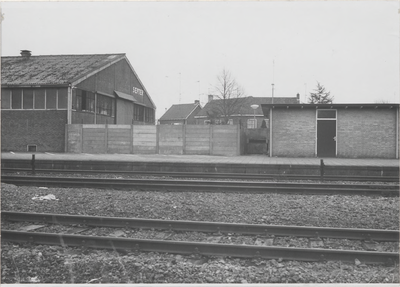 M 4388 Het Stationsemplacement waar een verbinding is gepland tussen de Burgemeester Bonhofflaan en de Stationsweg ...