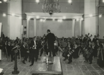 M 466 Een concert in de St. Maartenskerk wordt gehouden door het Gelders Orkest