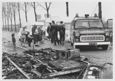 M 4940 Eventueel verwijderen caravans woonwagenbewoners politie Kellenseweg